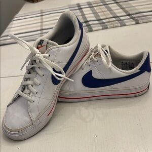 Nike Court Legacy White and Blue Sneakers sz youth 6.5
